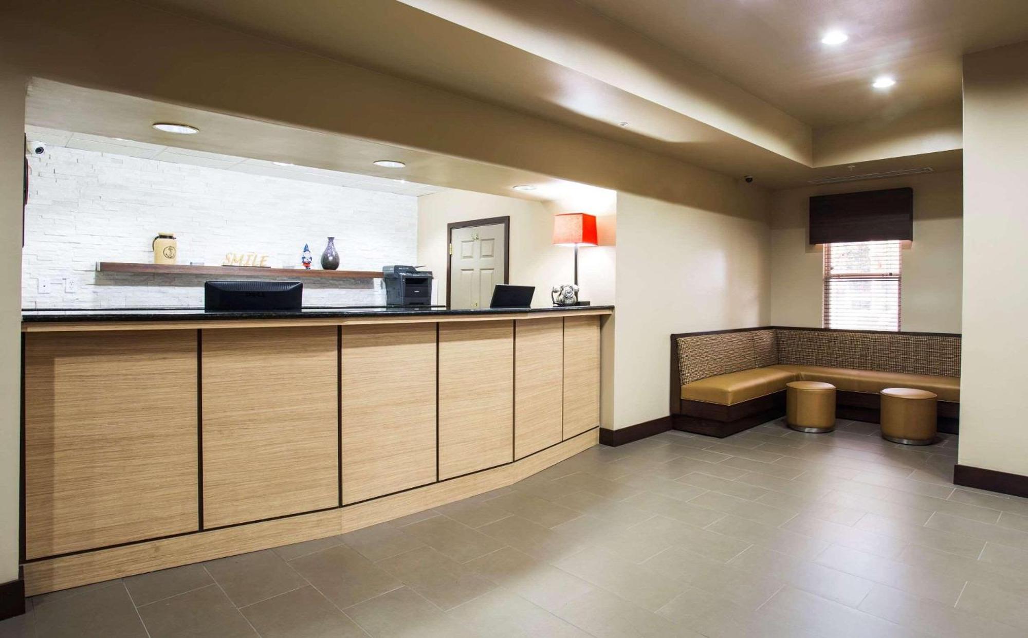 Country & By Radisson, Gainesville, Fl 3*