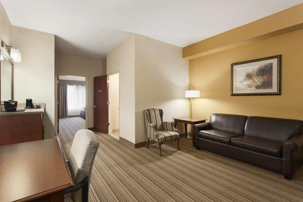 Country & By Radisson, Gainesville, Fl 3* Gainesville